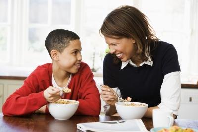 boy eating cereal