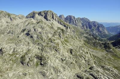 Non geologists may feel that rocks are just rocks. Non geologists may feel that rocks are just rocks.