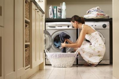 How to Troubleshoot an Amana Washing Machine How to Troubleshoot an Amana Washing Machine