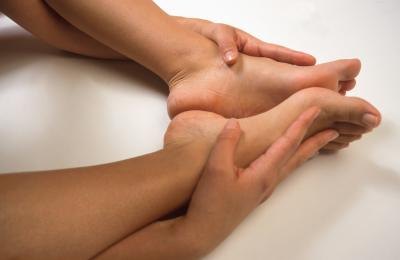 What Causes Ankle Swelling? What Causes Ankle Swelling?