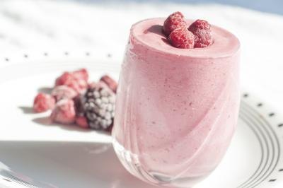 A meal replacement diet is an easy way to lose weight.