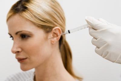 Sclerotherapy is administered by Dermatologists and cosmetic surgeons uses thin needles filled with special solutions.