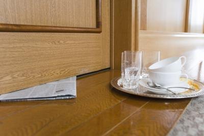 Room service tray