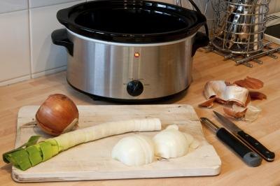 Slow cooker.
