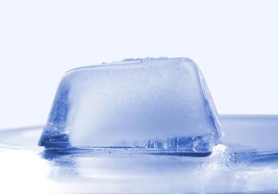 Ice cube for cooling rash area