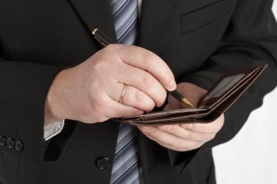 A person on felony probation most likely has formal probation meetings with a probation officer.