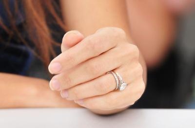 Wedding ring engagement ring wear