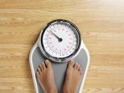 Swelling in the hands is a common condition among overweight and obese individuals.