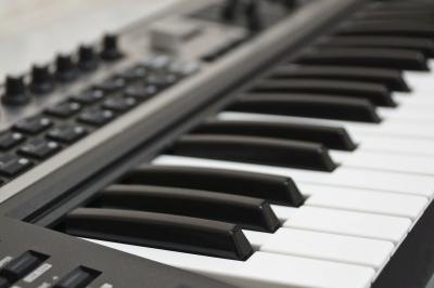 Synthesizer