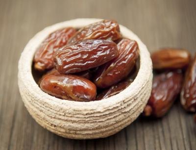 A bowl of dried dates.