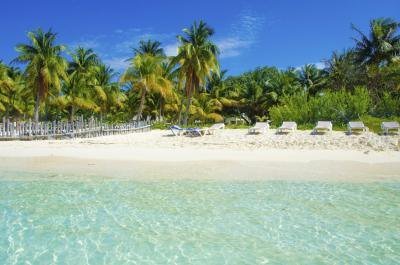 Beautiful Caribbean beachfront Beautiful Caribbean beachfront