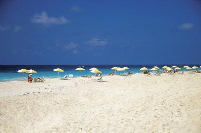 Elbow beach in Bermuda