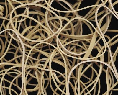 Stretch a rubber band between your fingers.