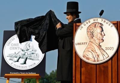 Abraham Lincoln presenter unveils one of four new tail sided designs in Washington D.C.