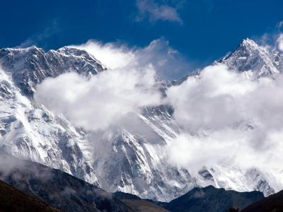 Mount Everest is the world's largest mountain at 29,028 feet. Mount Everest is the world's largest mountain at 29,028 feet.