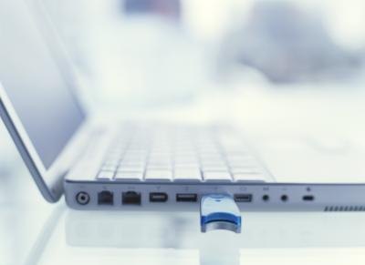Plug in your USB drive.