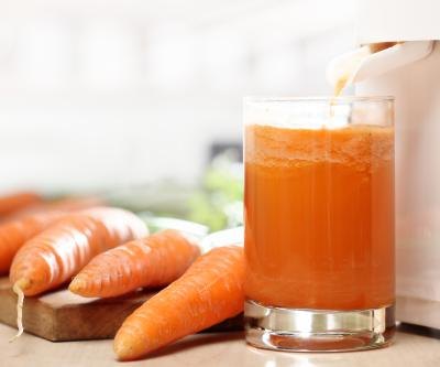 Carrot juice and carrots