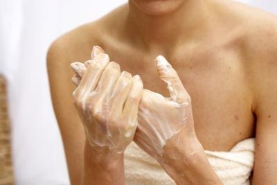 Green grapes are in moisturizing products.