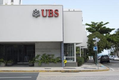 UBS Bank branch building