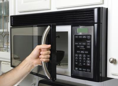 Coffee mug in microwave