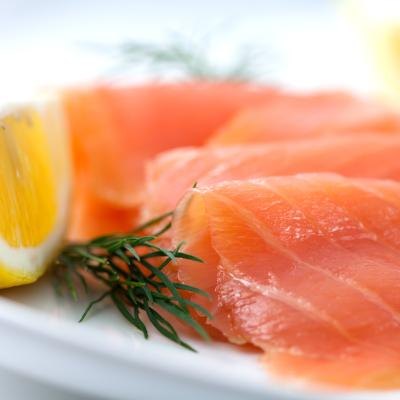 Smoked salmon with lemon and herbs