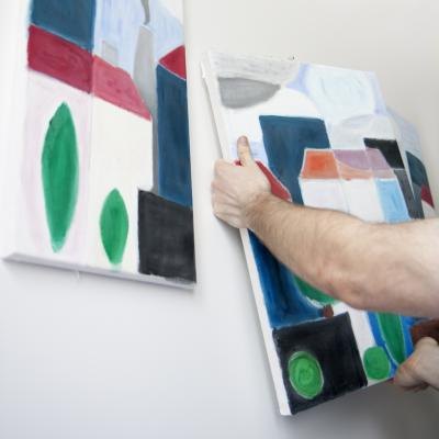 Abstract texture mimics the surface of an object