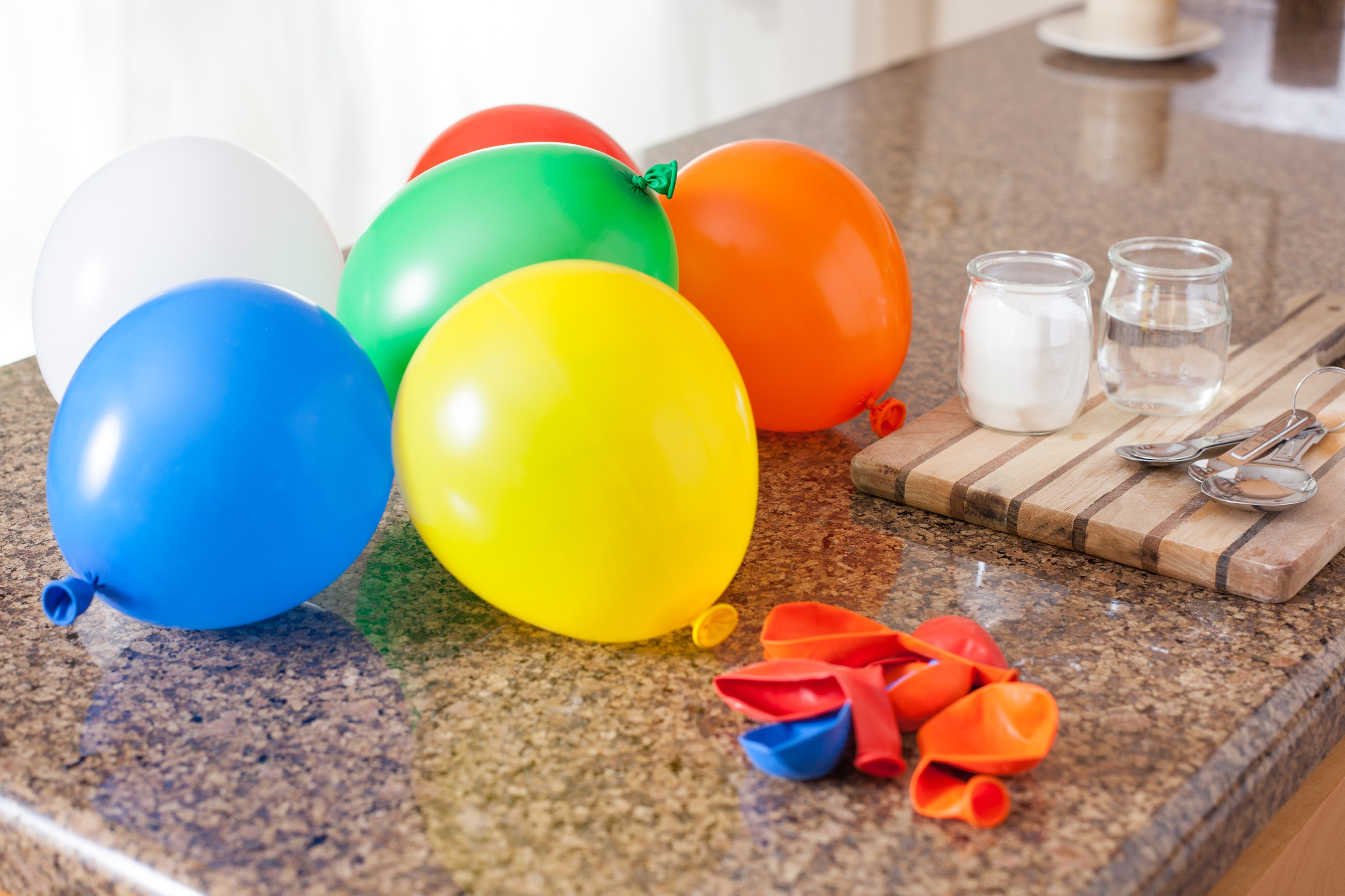 how-to-blow-up-a-balloon-with-baking-soda-and-vinegar-ehow