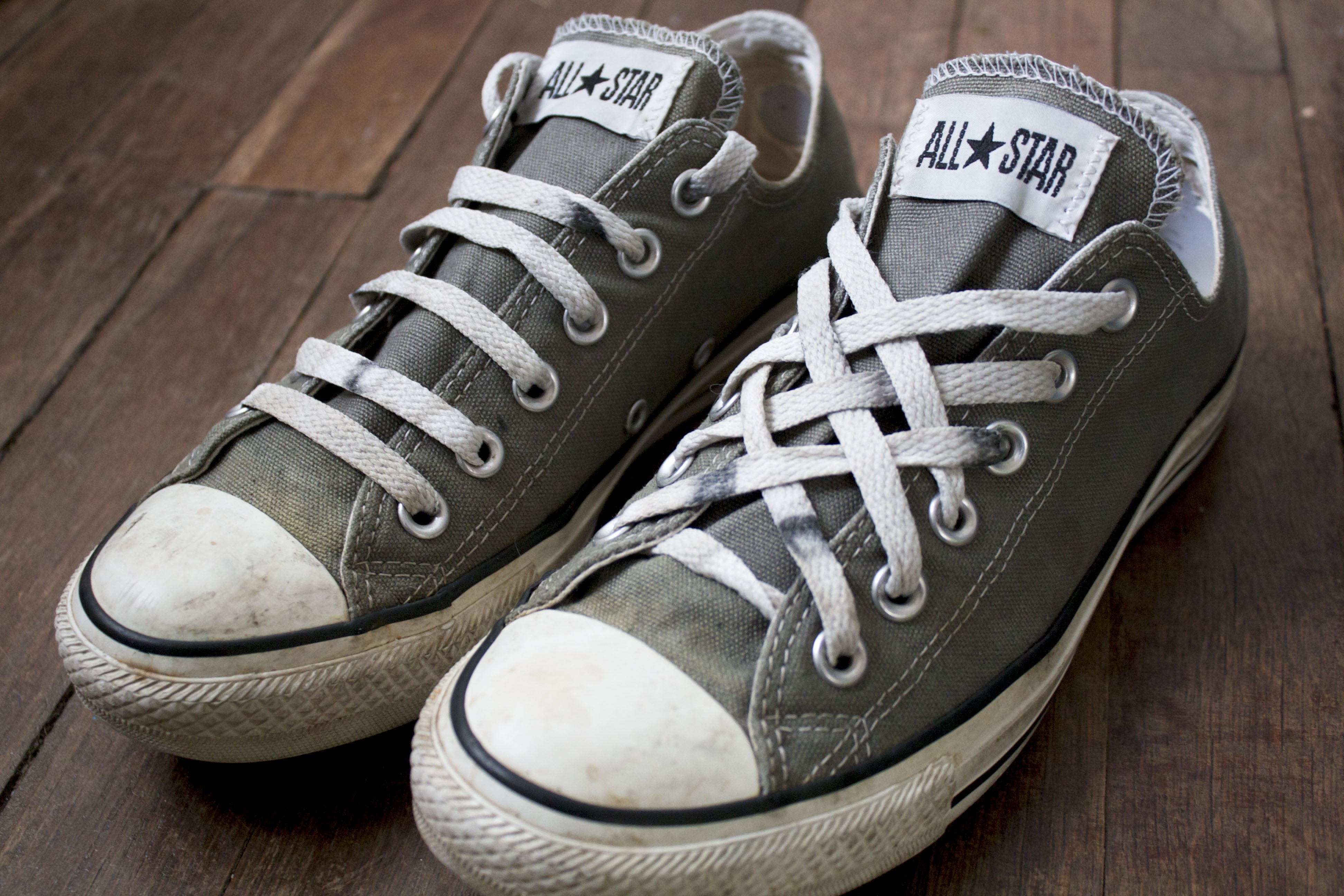 how-to-tell-if-converse-all-star-shoes-fake-or-real-ispotfake-do-you