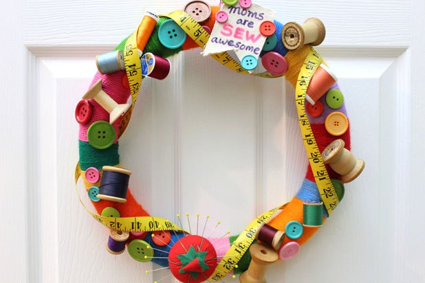 A wreath for the sewing enthusiast A wreath for the sewing enthusiast