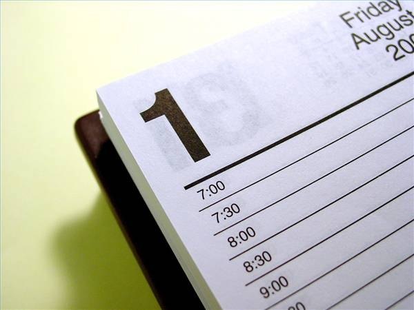 Use a calender to keep track of exercise goals Use a calender to keep track of exercise goals