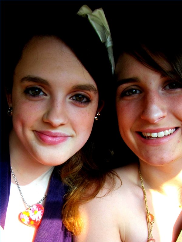 Seventeen-year-old girls are in a transitional phase. Seventeen-year-old girls are in a transitional phase.
