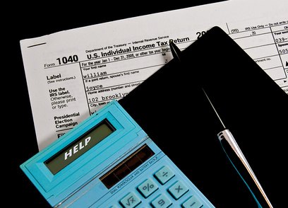 Carrying forward tax losses can lower taxable income in future years. Carrying forward tax losses can lower taxable income in future years.