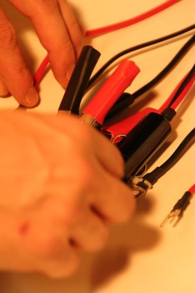 What are the duties of an electrical supervisor? What are the duties of an electrical supervisor?