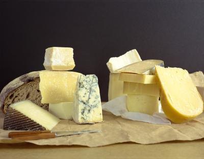 Cheese should be avoided by those with a thyroid condition. Cheese should be avoided by those with a thyroid condition.