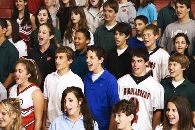 Playing games before a choir rehearsal can help children to have more fun and gain confidence. Playing games before a choir rehearsal can help children to have more fun and gain confidence.
