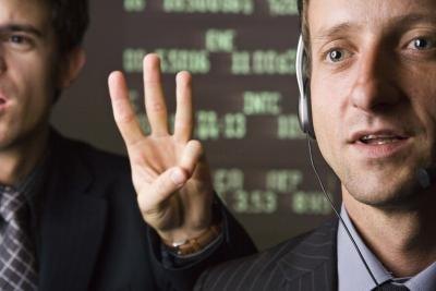 Junior traders work under an experienced trader in a brokerage firm or hedge fund and often perform mundane tasks and help execute trades. Junior traders work under an experienced trader in a brokerage firm or hedge fund and often perform mundane tasks and help execute trades.
