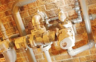 Plumbing tools are used to fix existing pipes, declog pipes and install new plumbing. Plumbing tools are used to fix existing pipes, declog pipes and install new plumbing.