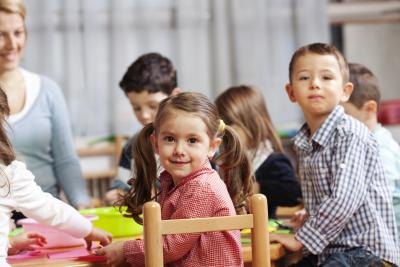 Assistant teachers provide support for students and teachers in the classroom. Assistant teachers provide support for students and teachers in the classroom.