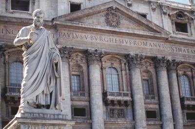Raphael was commissioned to paint frescoes in four rooms of the Vatican Palace in 1508. Raphael was commissioned to paint frescoes in four rooms of the Vatican Palace in 1508.