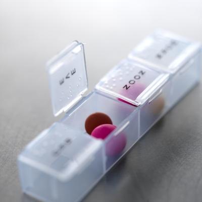 Vitamins may help ease symptoms of hypothyroidism. Vitamins may help ease symptoms of hypothyroidism.