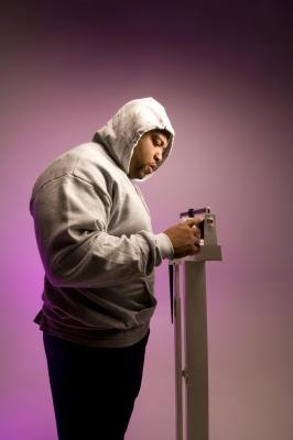 Quick weight loss is unhealthy and unsustainable. Quick weight loss is unhealthy and unsustainable.