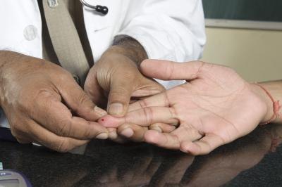 Diabetics can eat rice in small amounts. Diabetics can eat rice in small amounts.