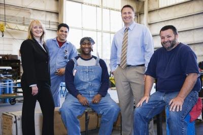 Human resources works closely with labor unions. Human resources works closely with labor unions.