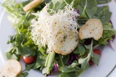 How to Avoid Gas With Salads How to Avoid Gas With Salads