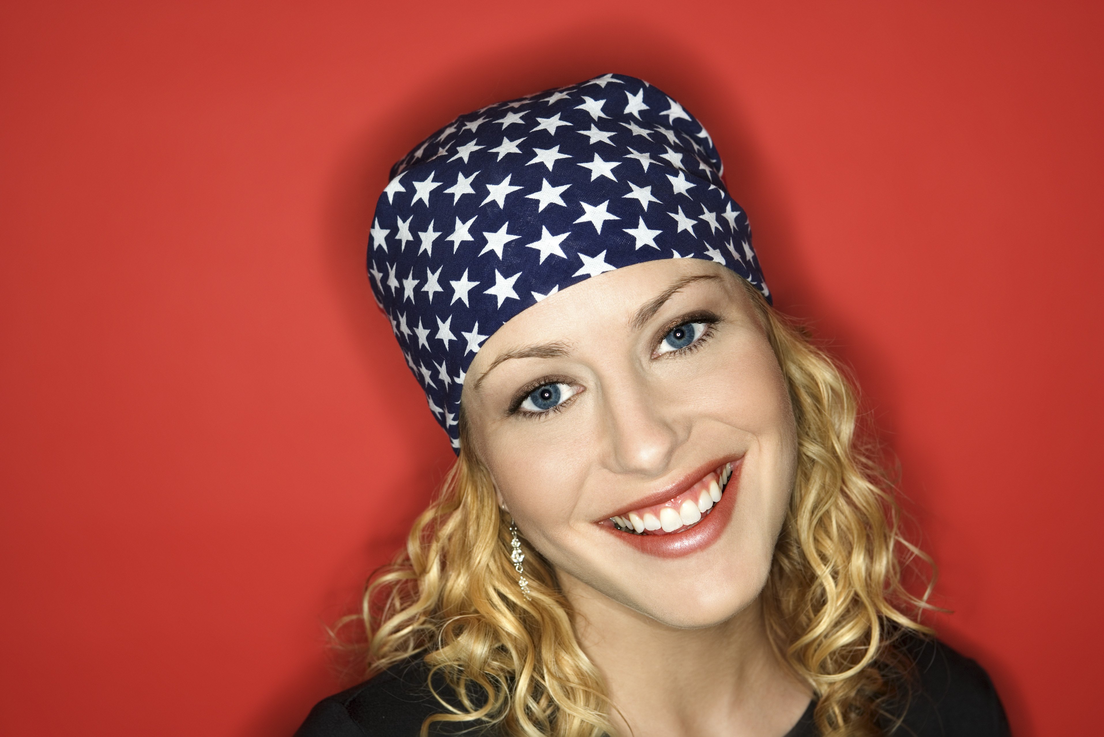 How to Put on a Bandana on Your Head | eHow