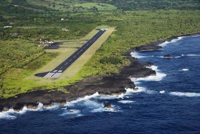 Landing airstrip on the island of Maui, Hawaii