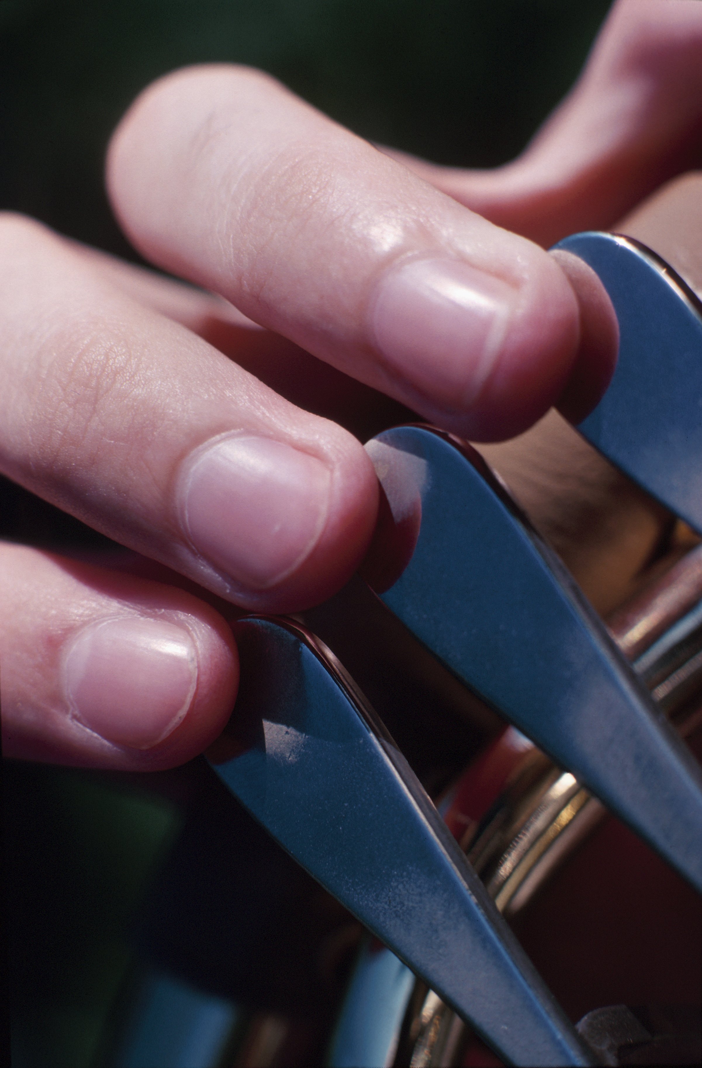 how-to-cure-fingernail-fungus-at-home-ehow