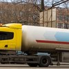 How Much Gas Does a Tanker Truck Hold?