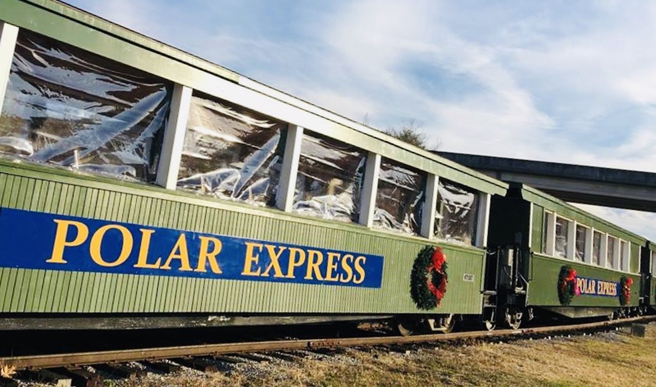 all-aboard-the-magical-polar-express-train-ride-in-kentucky