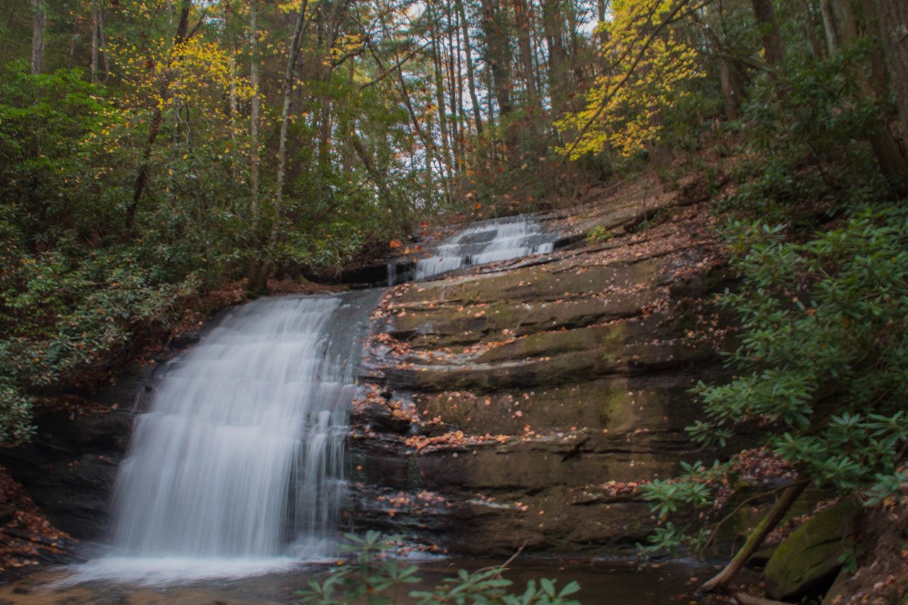 Take A Trip Down Long Creek Falls Trail That Comes Alive With Fall Colors